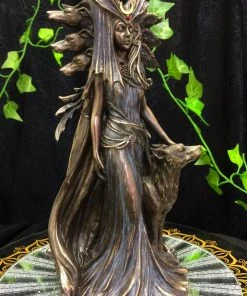 Nemesis Now Marc Potts Hekate Bronze