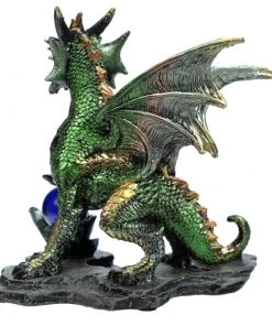 Puckator Enchanted Nightmare Green Dragon Crystal Rock Soothsayer