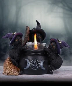 Nemesis Now Witchy Homeware Familiar Cauldron Witches Cat Candle Holder